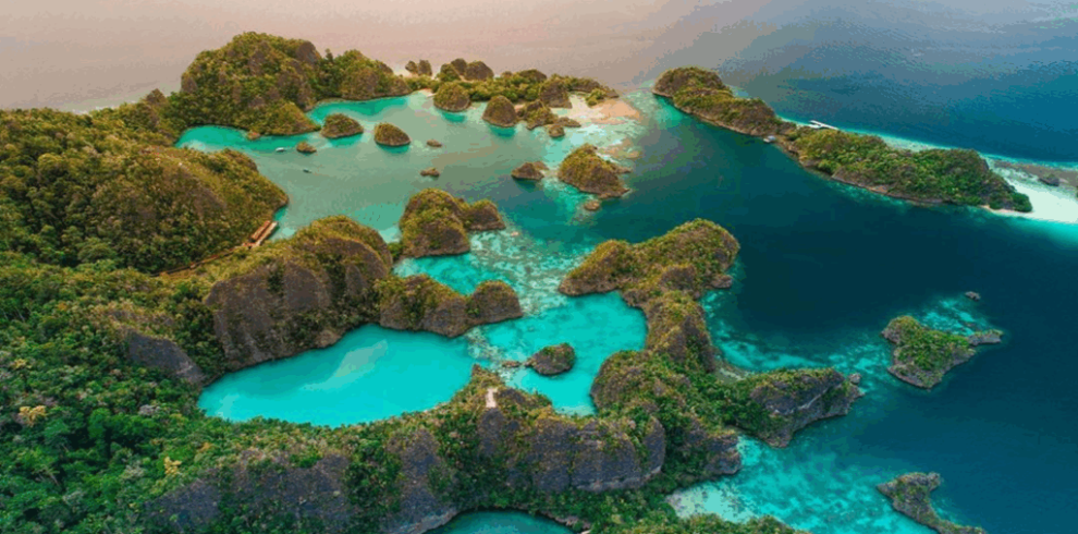 raja ampat tours and travel